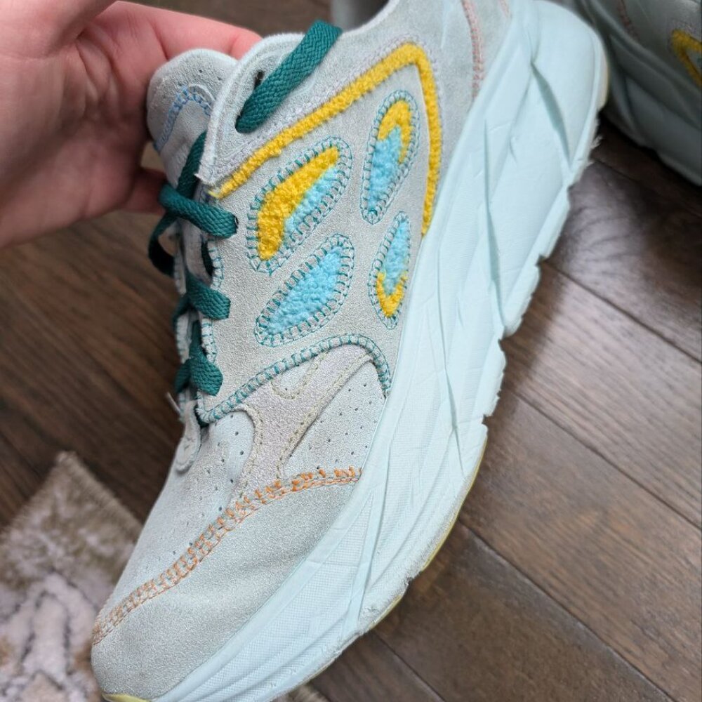 Hoka One One U Clifton L Embroidery Sneaker Shoes, Size Men 9.5 / Women 10,5 US - Picture 6 of 14